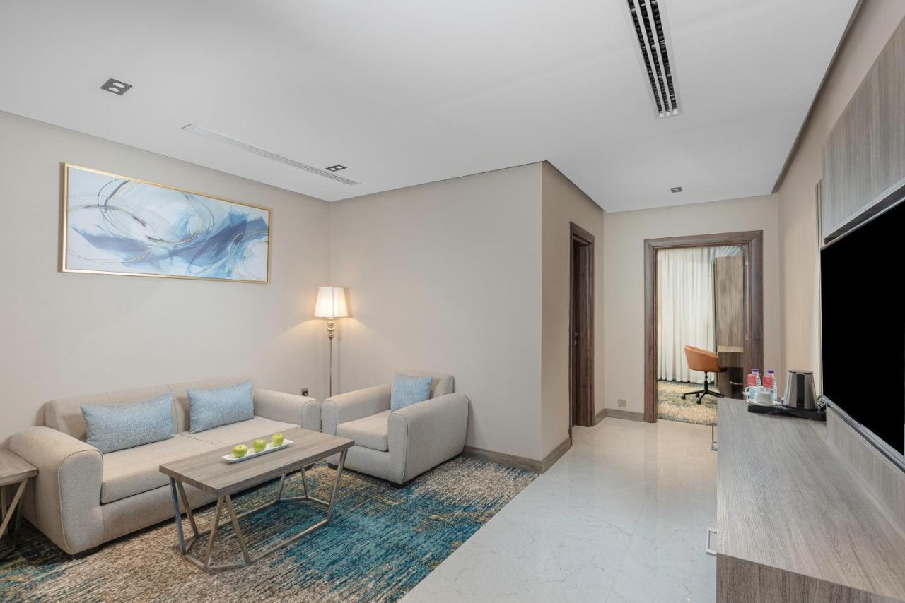 Seven Gardens Hotel Riyadh Exterior photo